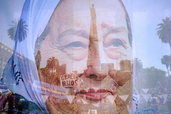 Los restos de Hebe de Bonafini descansan en Plaza de Mayo