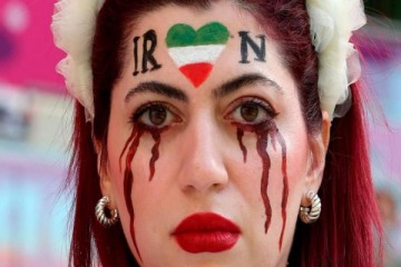 Qatar 2022: la hinchada de Irán exigió que se respeten los derechos de las mujeres