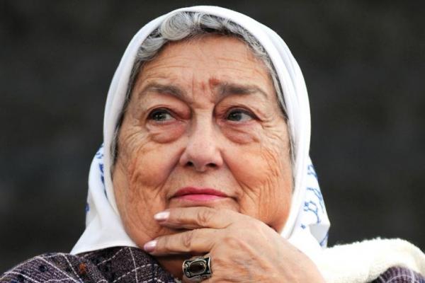 El diario inglés Financial Times elogió la lucha de Hebe de Bonafini