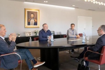 Foto de Córdoba: Schiaretti se reunió con representantes de Volkswagen para la producción de motos Ducati