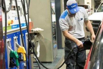 Foto de YPF aumentó 4% las naftas y el gasoil: cómo quedaron los precios