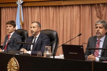 Foto de Habrá veredicto en la causa Vialidad, que juzga a la Vicepresidenta entre los 13 imputados
