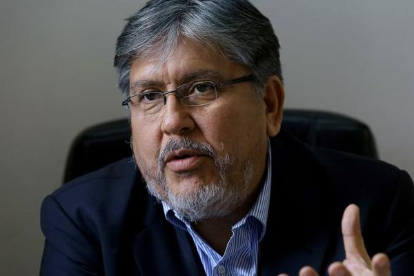 Tras elogiar Schiaretti, Navarro insistió en la necesidad de "ampliar el Frente de Todos" para evitar que vuelva el macrismo