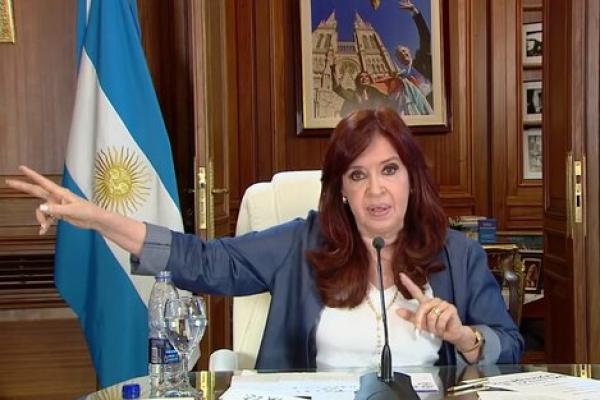 Cristina Kirchner apuntó contra la Corte: "En sólo cuatro párrafos, la verdad de la milanesa"