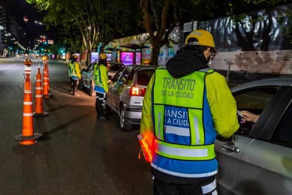 Refuerzan controles en rutas nacionales de todo el país durante los festejos de Nochebuena y Navidad
