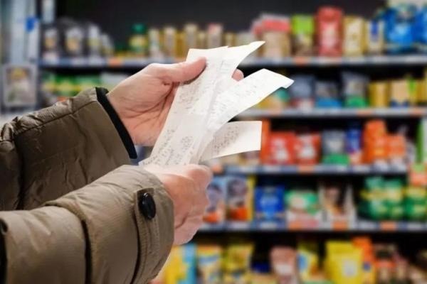 La expectativa de inflación para los próximos 12 meses bajó al 69,6% en ...