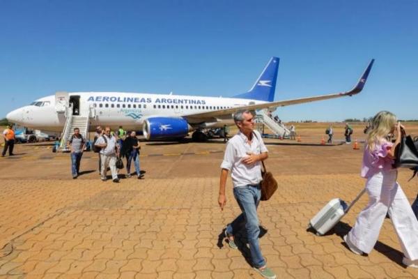 Turismo: más de 345 mil personas viajan por todos el país para recibir el 2023