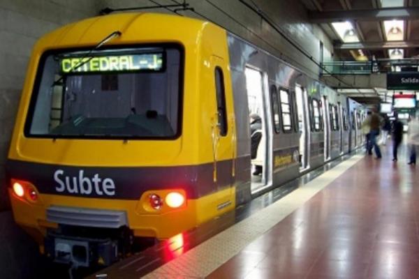 Subte: la Ciudad define los nuevos aumentos tarifarios que podrían llegar a $80