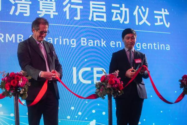 El Gobierno confirmó que se activó un swap de monedas con China por 130 mil millones de yuanes