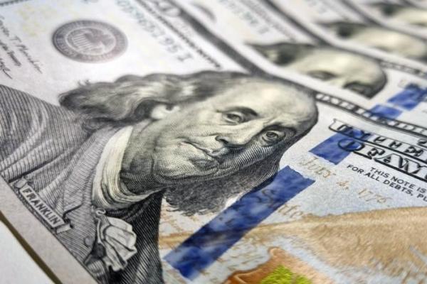El dólar blue continúa con su racha alcista: a cuánto cotiza hoy