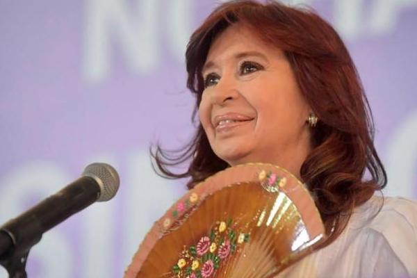 CFK reveló que el abogado que presentó la maniobracontra Silvio Robles es el defensor del líder de Los Copitos