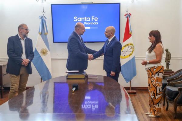 Santa Fe: el nuevo ministro de Seguridad presentó su equipo y prometió llevar "paz a la ciudadanía"