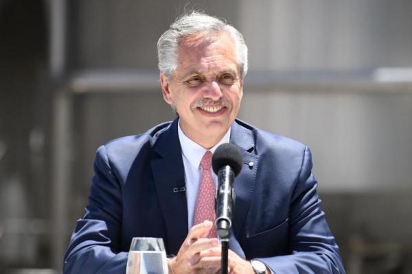 Alberto Fernández a los estudiantes en el inicio del ciclo lectivo 2023: "Tomen la educación como una inversión de su futuro"