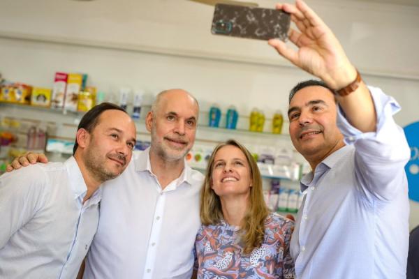Larreta se sacó una foto con Valdés y sigue la pelea PRO con Bullrich por cooptar radicales