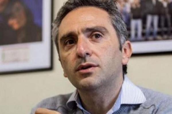 Para Larroque, "la proscripción se rompe generando las condiciones para que Cristina pueda ser candidata"