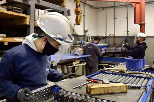 El Gobierno aprobó los modelos de contrato con el BID por 40 millones de dólares para financiar MiPyMEs