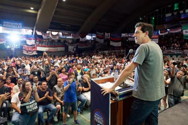 Eduardo Wado de Pedro pidió hablarle más a los y las jóvenes que no conocieron las consecuencias de 2001