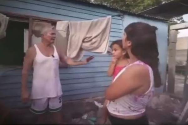 Primer spot de Burlando como candidato a gobernador bonaerense: en una villa, en ojotas y musculosa