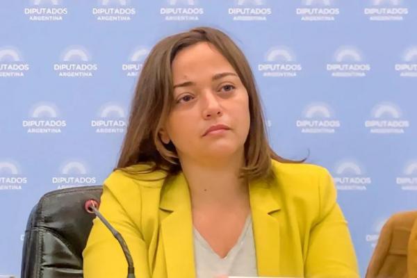 Cecilia Moreau salió al cruce de Bossio y defendió las medidas de Massa