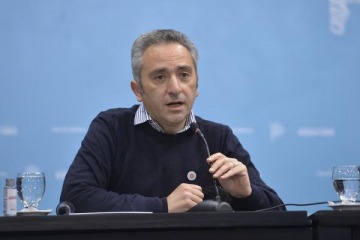Foto de Para Andrs Larroque la reeleccin de Alberto Fernndez "ya qued atrs