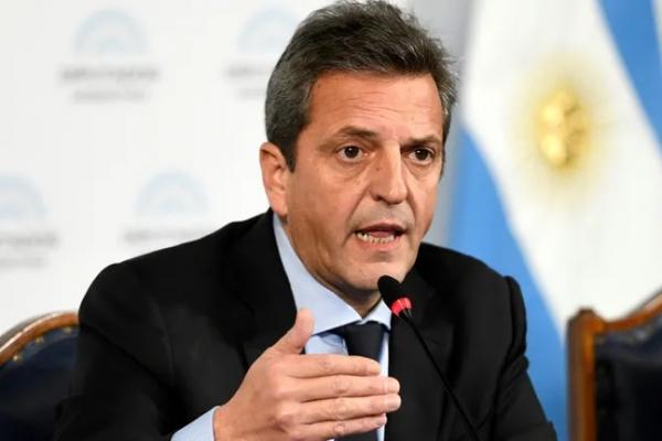 Massa pidió a la AGN y la UBA que dictamen si el canje de deuda es perjudicial para el Estado