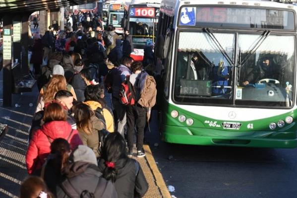 Se levantó el paro de colectivos previsto para esta tarde en el AMBA