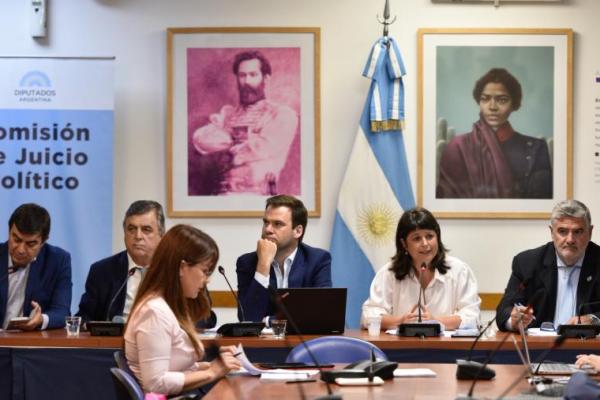 Diputados continúa con el juicio a la Corte, avanza discusión de obra social y vuelven a citar a un exdirector