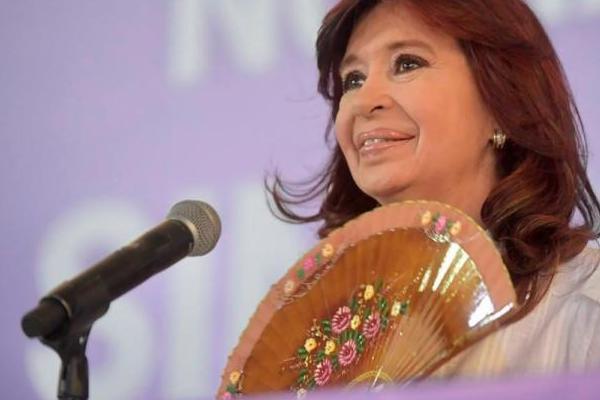 El peronismo porteño sigue con el operativo clamor en Ferro para "poner fin a la proscripción de Cristina Kirchner"