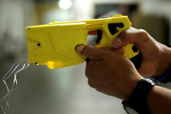 Cómo son las Táser que usará la Policía de la Ciudad y cuándo se implementarán