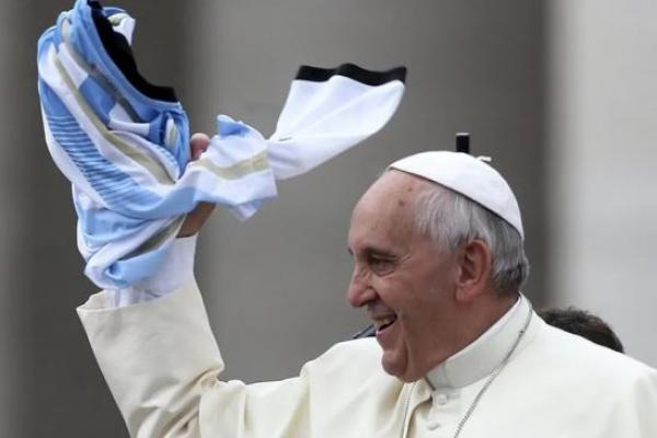 Francisco encabezará una actividad virtual por el 25 de mayo mientras prepara su visita a la Argentina en 2024