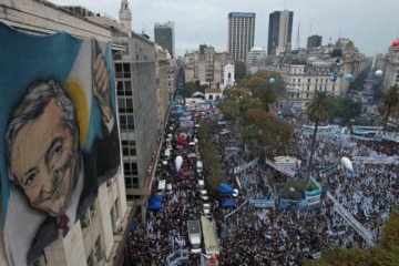 Alta expectativa por la palabra de Cristina Kirchner en el acto del 25 de mayo: medio millón de personas