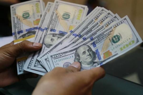 Dólar blue hoy: este lunes 29 de mayo la divisa pararela bajó un peso y cerró a $492