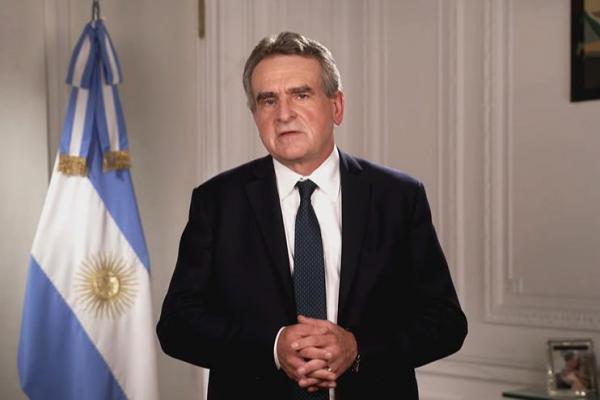 Agustín Rossi lanzó oficialmente su precandidatura presidencial dentro del Frente de Todos