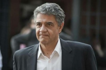 "Nadie elige dormir adentro de un banco", organizaciones sociales le respondieron a Jorge Macri