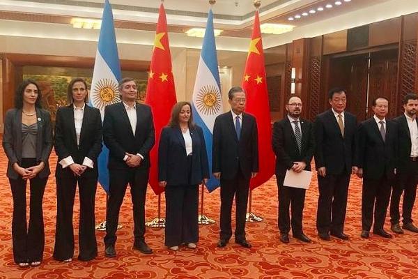 Cada vez más cerca de los BRICS: China impulsa la incorporación de Argentina