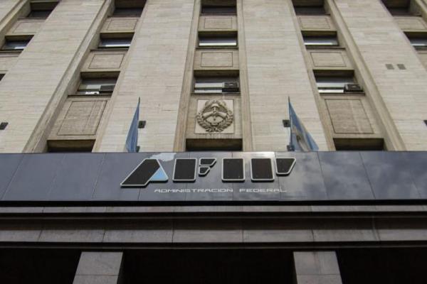 AFIP detectó que 5000 contribuyentes compraron acciones por $50.000 millones para no pagar Ganancias en 2022