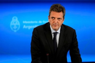 Cambios en las escalas y beneficios para el sector: los anuncios de Massa para monotributistas