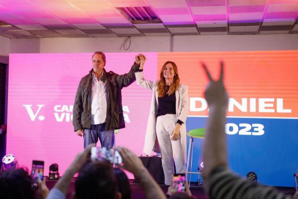 Scioli y Tolosa Paz oficializan sus precandidaturas por Unidos Triunfaremos, para competir en Unión por la Patria