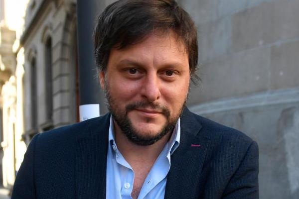 Santoro convocó a "una plataforma de centroizquierda, popular, nacional y democrática"