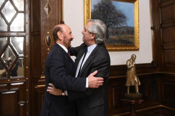 Alberto Fernández viaja a Formosa para celebrar el triunfo de Insfrán en las elecciones provinciales