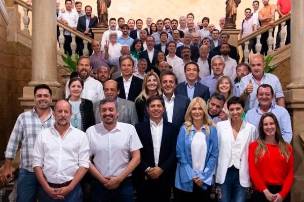 Arrancó el Clio: Kicillof convocó a los intendentes peronistas de cara a las PASO 2023