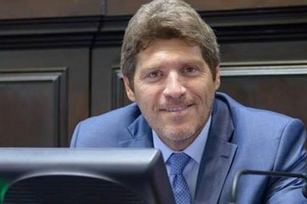 Las listas de Milei son un fraude al electorado, advirtió Castello