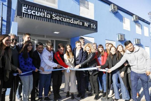 Achával inauguró la 20º escuela de su gestión: "El compromiso con Pilar es que vamos por más educación"