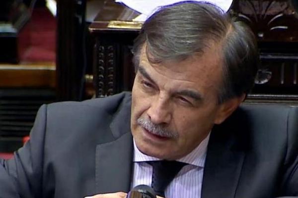 Bazze criticó el retrasó del GPNK: Tanto Macri como Cristina son responsables de la falta de gestión