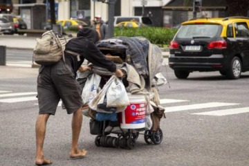 Una familia porteña necesitó en junio ingresos de  por lo menos $235.931 para no ser pobre