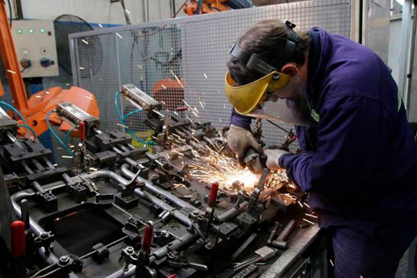 La actividad económica bajó en mayo en comparación con 2022