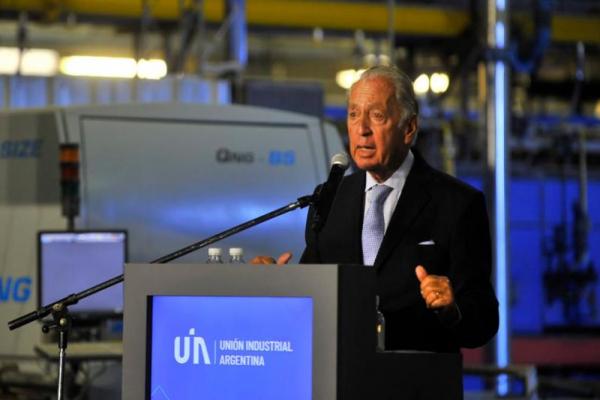 La Unión Industrial Argentina rechazó las nuevas medidas del Gobierno