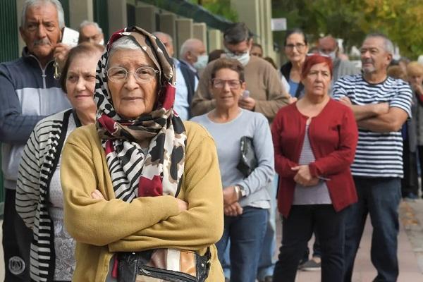 Anses anunció un bono de $36.000 para jubilados y pensionados en agosto