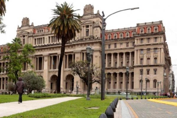 Detuvieron a un empleado judicial por abuso sexual a un menor en el Palacio de Tribunales