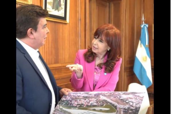 Cristina Kirchner recibió a Espinoza y destacó los proyectos de educación, ciencia e infraestructura de La Matanza